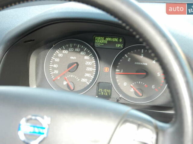 Сірий Вольво V50, об'ємом двигуна 1.6 л та пробігом 251 тис. км за 6100 $, фото 14 на Automoto.ua