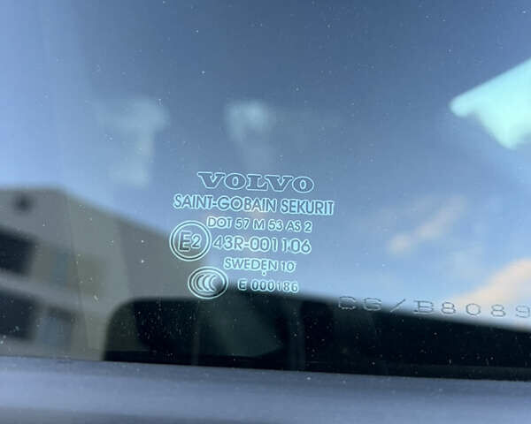 Вольво В50 2010 в Луцке на Automoto.ua Серый Вольво В50, объемом двигателя 1.6 л и пробегом 280 тыс. км за 8600 $, фото 36 на Automoto.ua