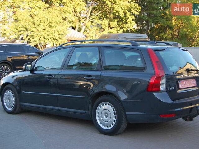 Сірий Вольво V50, об'ємом двигуна 1.6 л та пробігом 251 тис. км за 6100 $, фото 6 на Automoto.ua