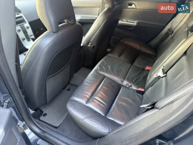 Сірий Вольво V50, об'ємом двигуна 2.4 л та пробігом 270 тис. км за 8300 $, фото 19 на Automoto.ua