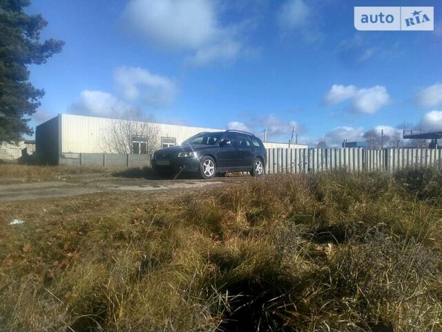 Серый Вольво В50, объемом двигателя 1.6 л и пробегом 295 тыс. км за 5800 $, фото 24 на Automoto.ua