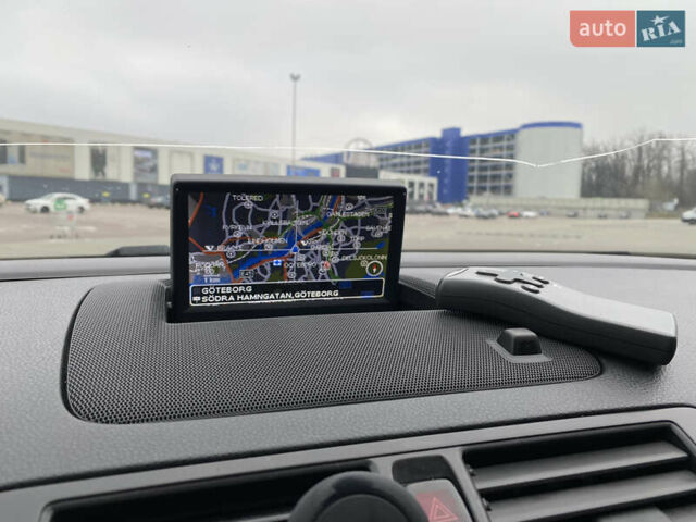 Вольво В50 2010 в Киеве на Automoto.ua Серый Вольво В50, объемом двигателя 1.56 л и пробегом 277 тыс. км за 9350 $, фото 21 на Automoto.ua