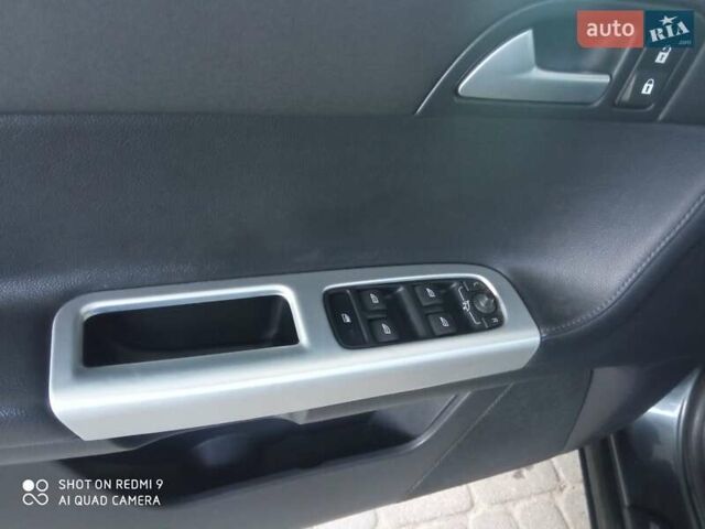 Вольво В50 2010 в Самборе на Automoto.ua Серый Вольво В50, объемом двигателя 1.6 л и пробегом 251 тыс. км за 7200 $, фото 23 на Automoto.ua