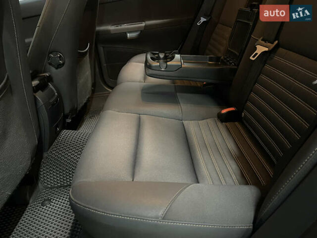 Вольво В50 2010 в Стрые на Automoto.ua Серый Вольво В50, объемом двигателя 1.6 л и пробегом 260 тыс. км за 6650 $, фото 35 на Automoto.ua