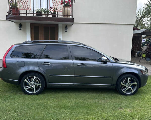 Сірий Вольво V50, об'ємом двигуна 1.6 л та пробігом 276 тис. км за 6750 $, фото 3 на Automoto.ua