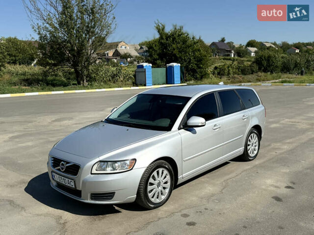 Серый Вольво В50, объемом двигателя 1.98 л и пробегом 215 тыс. км за 7950 $, фото 10 на Automoto.ua