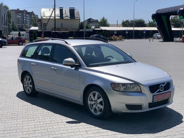 Сірий Вольво V50, об'ємом двигуна 1.6 л та пробігом 263 тис. км за 7500 $, фото 11 на Automoto.ua