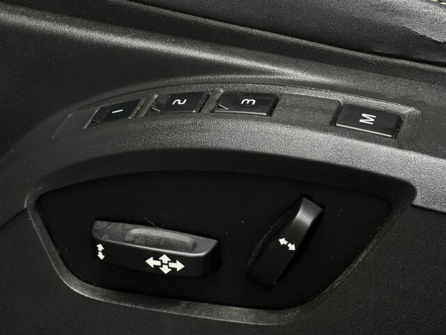 Серый Вольво В50, объемом двигателя 1.6 л и пробегом 228 тыс. км за 7300 $, фото 11 на Automoto.ua