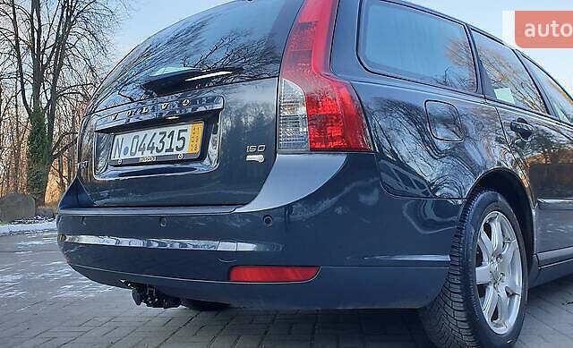 Сірий Вольво V50, об'ємом двигуна 1.6 л та пробігом 209 тис. км за 7700 $, фото 31 на Automoto.ua