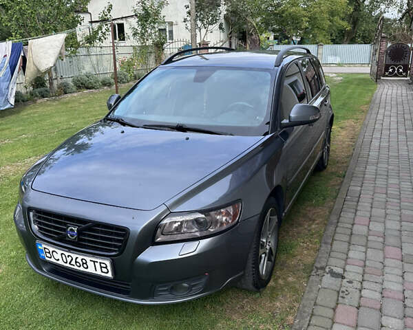 Сірий Вольво V50, об'ємом двигуна 1.6 л та пробігом 276 тис. км за 6750 $, фото 1 на Automoto.ua
