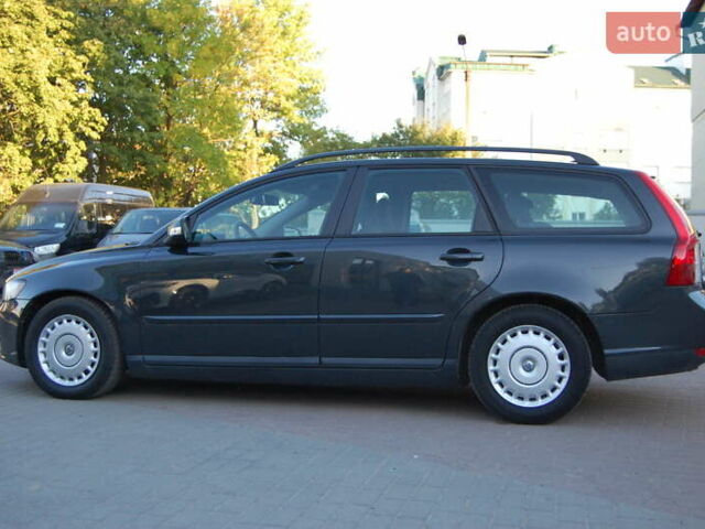 Сірий Вольво V50, об'ємом двигуна 1.6 л та пробігом 251 тис. км за 6100 $, фото 7 на Automoto.ua