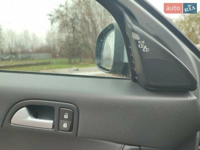 Сірий Вольво V50, об'ємом двигуна 1.6 л та пробігом 303 тис. км за 7399 $, фото 53 на Automoto.ua