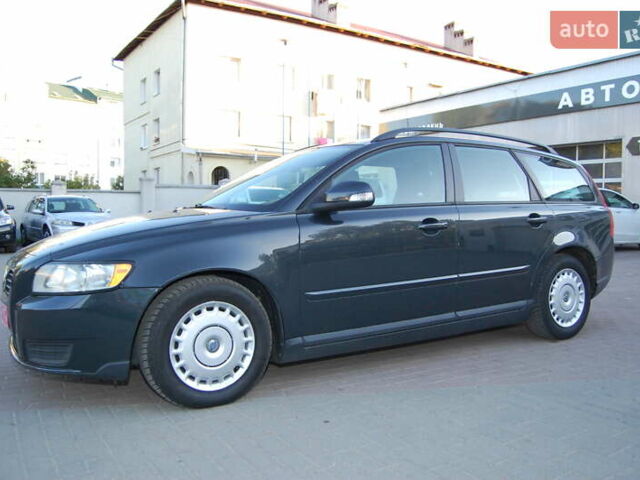 Сірий Вольво V50, об'ємом двигуна 1.6 л та пробігом 251 тис. км за 6100 $, фото 8 на Automoto.ua