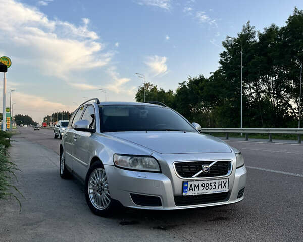 Вольво В50 2010 в Житомире на Automoto.ua Серый Вольво В50, объемом двигателя 1.56 л и пробегом 212 тыс. км за 7500 $, фото 7 на Automoto.ua