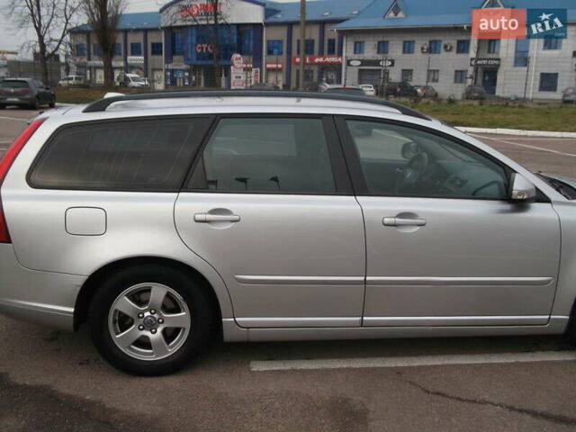 Серый Вольво В50, объемом двигателя 1.6 л и пробегом 206 тыс. км за 7450 $, фото 22 на Automoto.ua