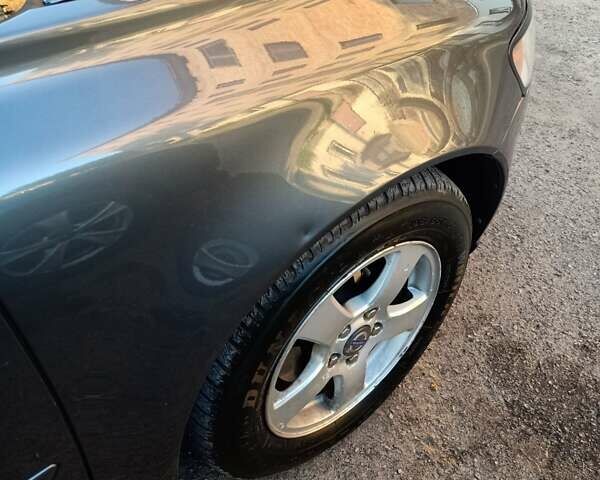 Серый Вольво В50, объемом двигателя 1.56 л и пробегом 194 тыс. км за 8500 $, фото 7 на Automoto.ua