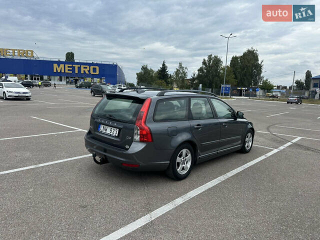 Сірий Вольво V50, об'ємом двигуна 1.6 л та пробігом 279 тис. км за 7250 $, фото 8 на Automoto.ua
