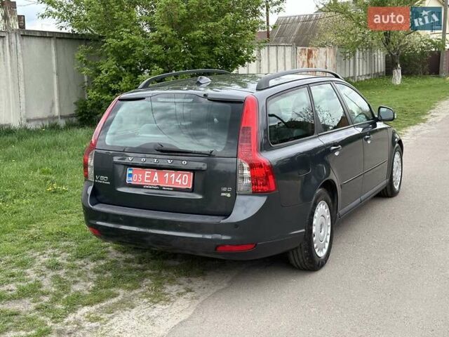 Сірий Вольво V50, об'ємом двигуна 1.6 л та пробігом 261 тис. км за 6600 $, фото 9 на Automoto.ua