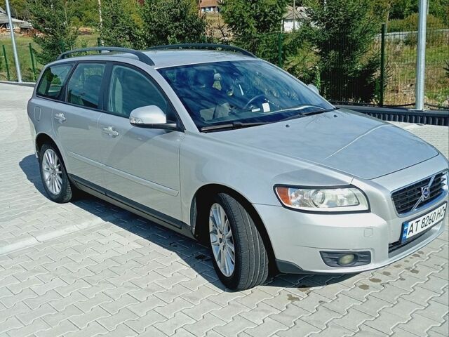 Сірий Вольво V50, об'ємом двигуна 1.6 л та пробігом 240 тис. км за 6500 $, фото 27 на Automoto.ua