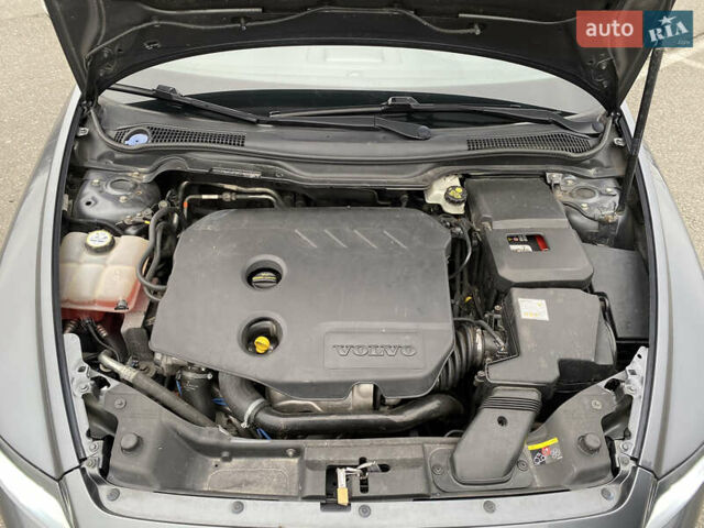 Вольво В50 2010 в Киеве на Automoto.ua Серый Вольво В50, объемом двигателя 1.56 л и пробегом 277 тыс. км за 9350 $, фото 29 на Automoto.ua