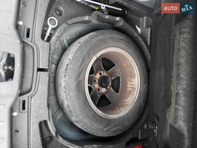 Серый Вольво В50, объемом двигателя 1.6 л и пробегом 221 тыс. км за 7300 $, фото 20 на Automoto.ua