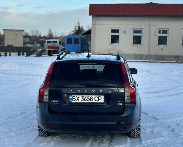 Серый Вольво В50, объемом двигателя 1.56 л и пробегом 290 тыс. км за 5300 $, фото 3 на Automoto.ua