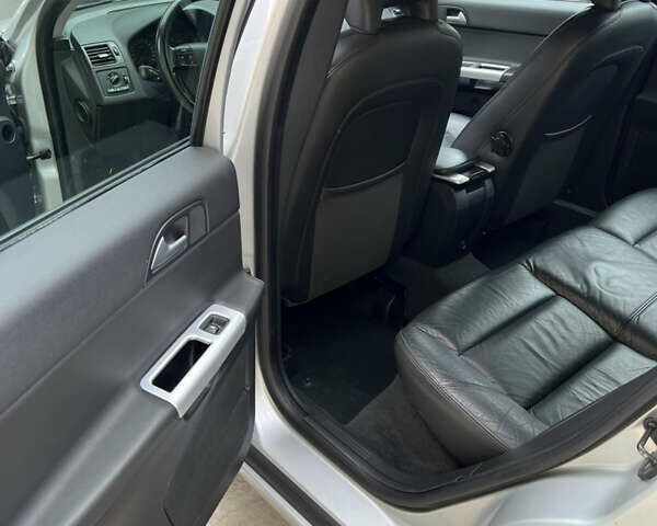 Вольво В50 2010 в Ковель на Automoto.ua Серый Вольво В50, объемом двигателя 1.56 л и пробегом 269 тыс. км за 8500 $, фото 10 на Automoto.ua