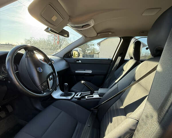 Сірий Вольво V50, об'ємом двигуна 1.6 л та пробігом 292 тис. км за 5999 $, фото 16 на Automoto.ua