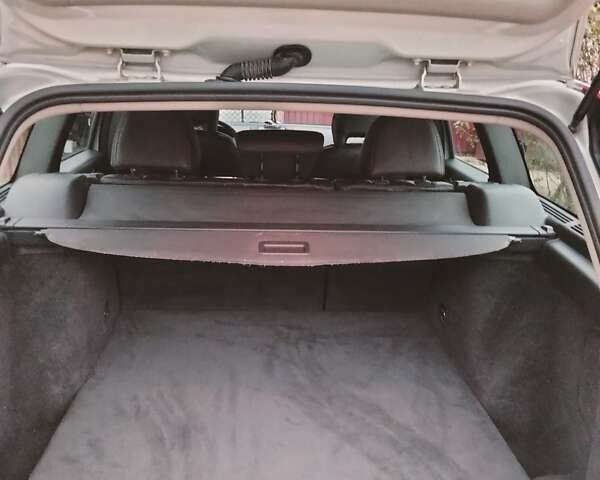 Серый Вольво В50, объемом двигателя 1.56 л и пробегом 279 тыс. км за 7200 $, фото 7 на Automoto.ua