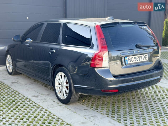 Сірий Вольво V50, об'ємом двигуна 1.6 л та пробігом 260 тис. км за 7800 $, фото 11 на Automoto.ua