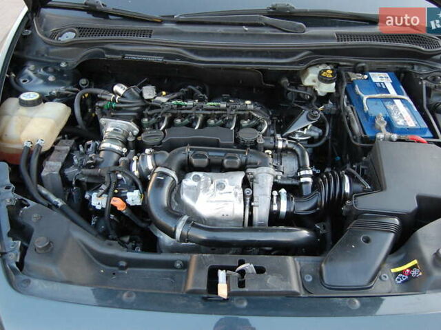 Сірий Вольво V50, об'ємом двигуна 1.6 л та пробігом 251 тис. км за 6100 $, фото 16 на Automoto.ua