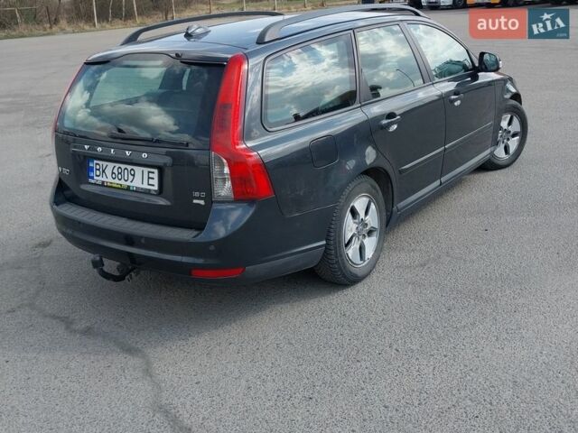 Сірий Вольво V50, об'ємом двигуна 1.56 л та пробігом 243 тис. км за 6950 $, фото 4 на Automoto.ua