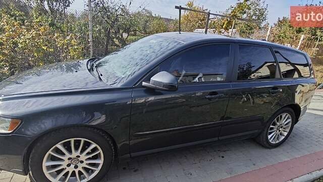 Вольво В50 2010 в Иваничи на Automoto.ua Серый Вольво В50, объемом двигателя 1.56 л и пробегом 267 тыс. км за 7200 $, фото 9 на Automoto.ua