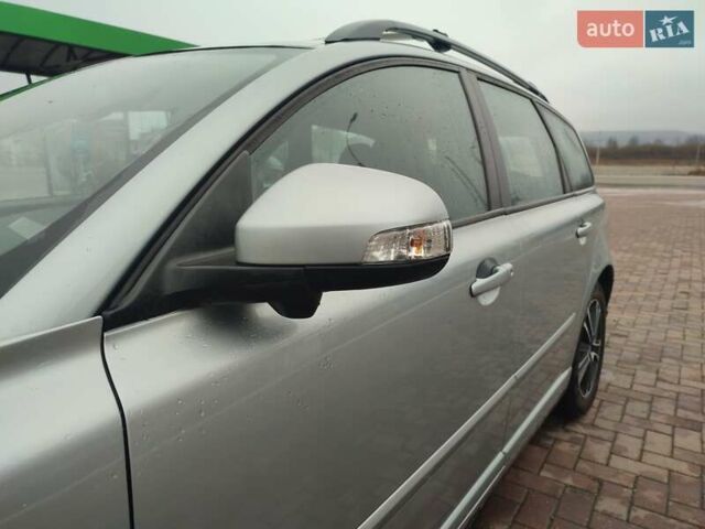 Сірий Вольво V50, об'ємом двигуна 1.6 л та пробігом 303 тис. км за 7399 $, фото 11 на Automoto.ua