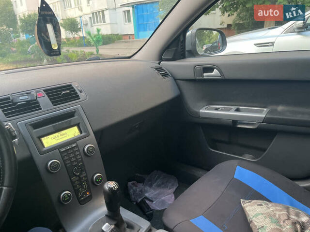 Сірий Вольво V50, об'ємом двигуна 1.6 л та пробігом 330 тис. км за 6200 $, фото 1 на Automoto.ua
