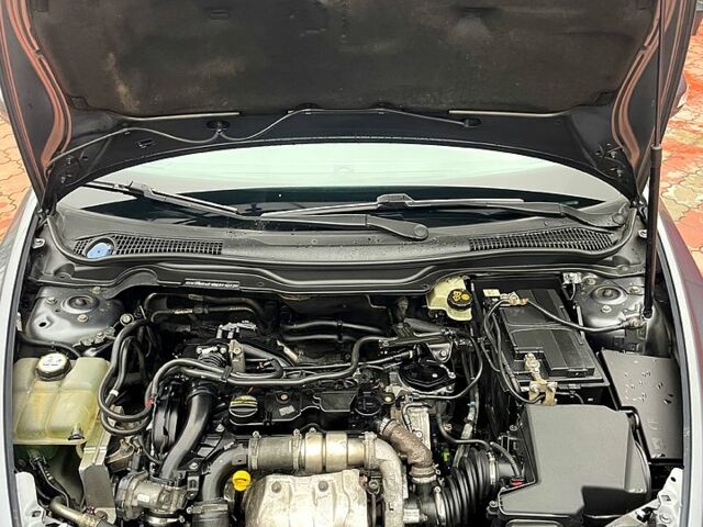 Серый Вольво В50, объемом двигателя 1.6 л и пробегом 219 тыс. км за 6650 $, фото 11 на Automoto.ua