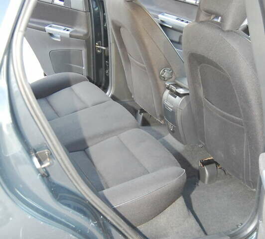 Сірий Вольво V50, об'ємом двигуна 1.6 л та пробігом 251 тис. км за 6100 $, фото 12 на Automoto.ua