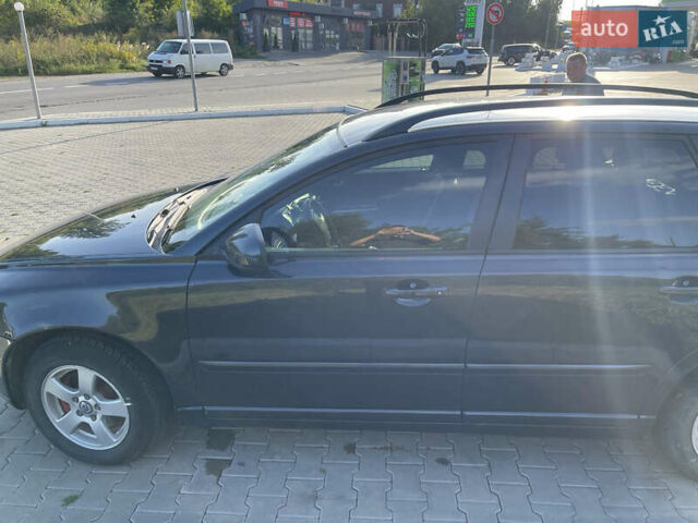 Сірий Вольво V50, об'ємом двигуна 1.6 л та пробігом 251 тис. км за 6500 $, фото 3 на Automoto.ua