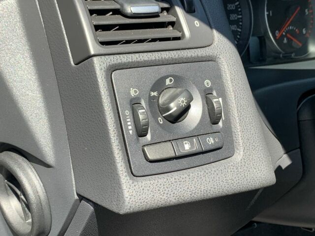 Сірий Вольво V50, об'ємом двигуна 1.6 л та пробігом 263 тис. км за 7500 $, фото 15 на Automoto.ua