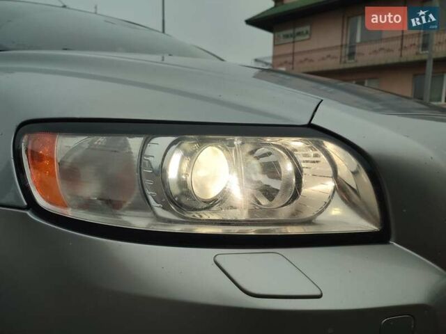 Сірий Вольво V50, об'ємом двигуна 1.6 л та пробігом 303 тис. км за 7399 $, фото 56 на Automoto.ua