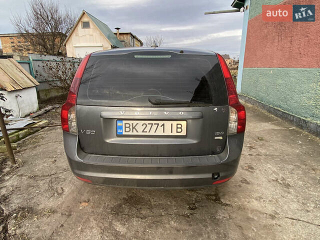 Сірий Вольво V50, об'ємом двигуна 1.6 л та пробігом 285 тис. км за 7400 $, фото 5 на Automoto.ua