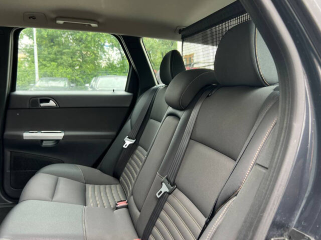 Серый Вольво В50, объемом двигателя 1.6 л и пробегом 228 тыс. км за 7300 $, фото 20 на Automoto.ua