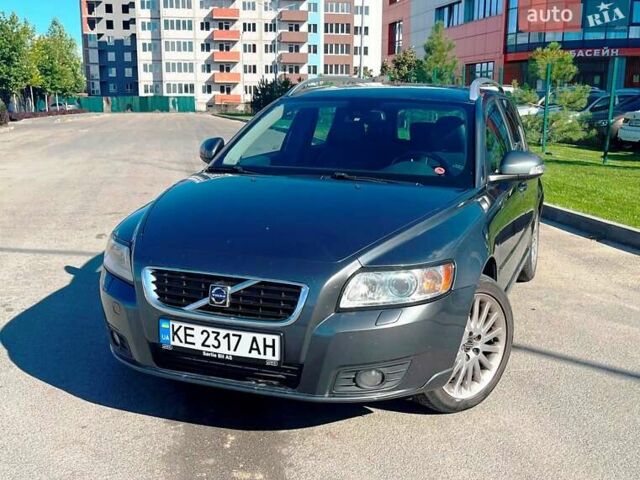 Серый Вольво В50, объемом двигателя 1.6 л и пробегом 270 тыс. км за 6800 $, фото 23 на Automoto.ua