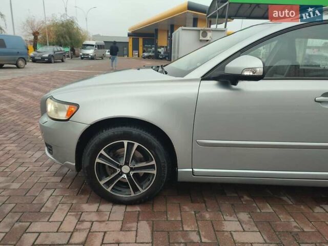 Сірий Вольво V50, об'ємом двигуна 1.6 л та пробігом 303 тис. км за 7399 $, фото 7 на Automoto.ua