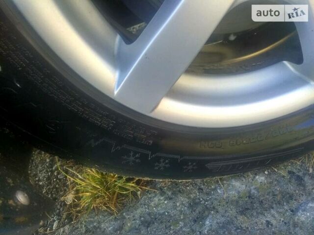 Серый Вольво В50, объемом двигателя 1.6 л и пробегом 295 тыс. км за 5800 $, фото 19 на Automoto.ua