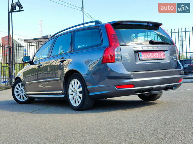 Серый Вольво В50, объемом двигателя 1.6 л и пробегом 193 тыс. км за 7999 $, фото 4 на Automoto.ua