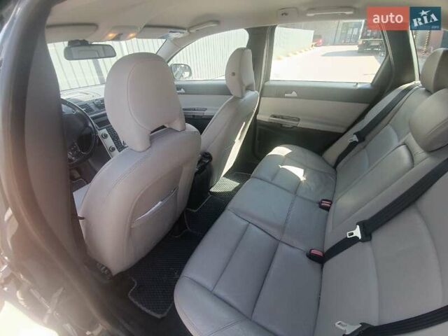 Серый Вольво В50, объемом двигателя 2 л и пробегом 306 тыс. км за 7200 $, фото 13 на Automoto.ua