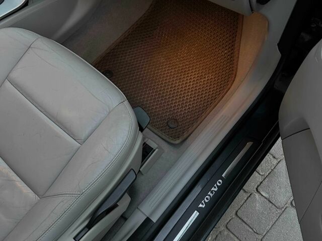 Вольво В50 2010 в Жовкве на Automoto.ua Серый Вольво В50, объемом двигателя 1.6 л и пробегом 242 тыс. км за 7500 $, фото 12 на Automoto.ua