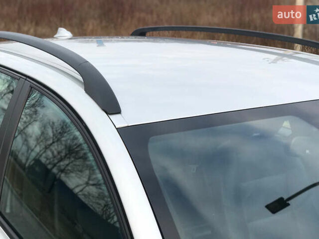 Серый Вольво В50, объемом двигателя 1.6 л и пробегом 160 тыс. км за 8799 $, фото 50 на Automoto.ua