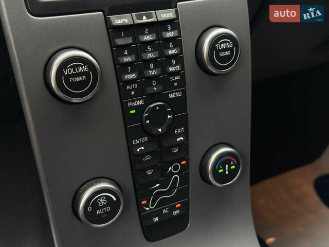 Серый Вольво В50, объемом двигателя 1.6 л и пробегом 240 тыс. км за 7999 $, фото 57 на Automoto.ua